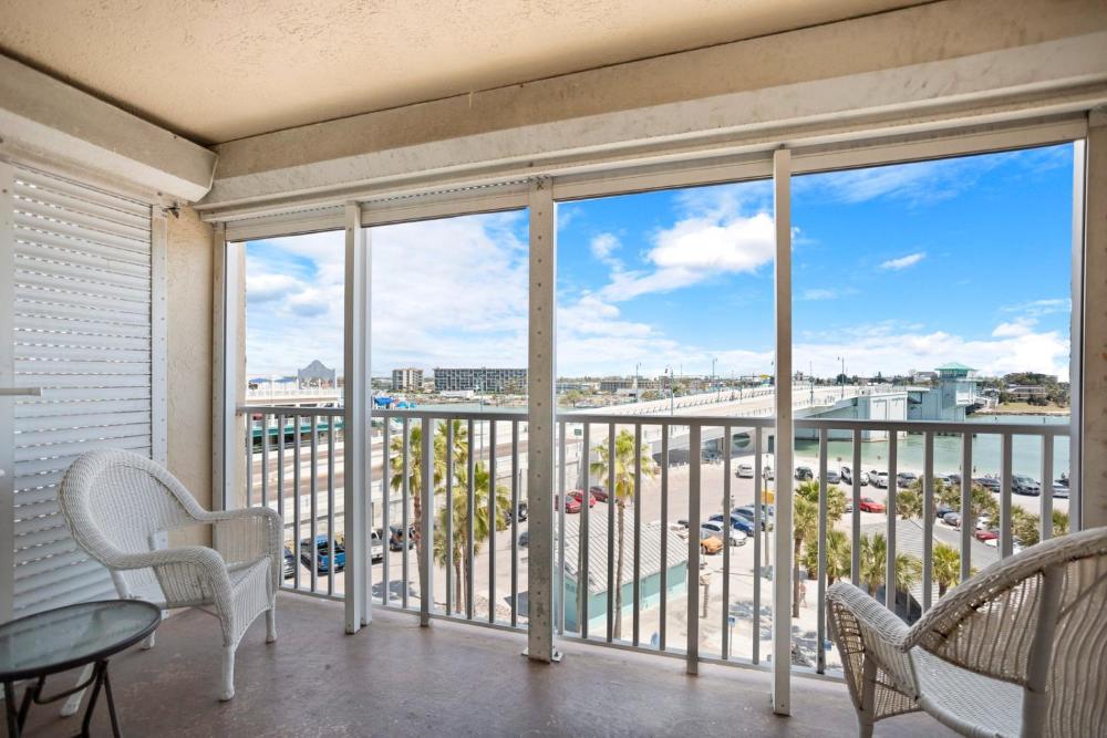 Beach View - Balcony - 3b 2b - Beach Place #405